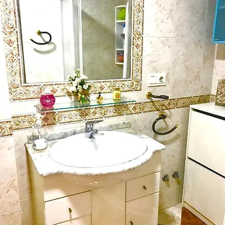 2 Minutes From The Beach!!! Great Apartment!!!