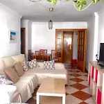 2 Minutes From The Beach!!! Great Apartment!!! *